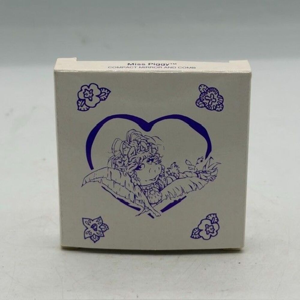 Avon Muppet Treasure Island Miss Piggy Compact Mirror and Comb New Vintage